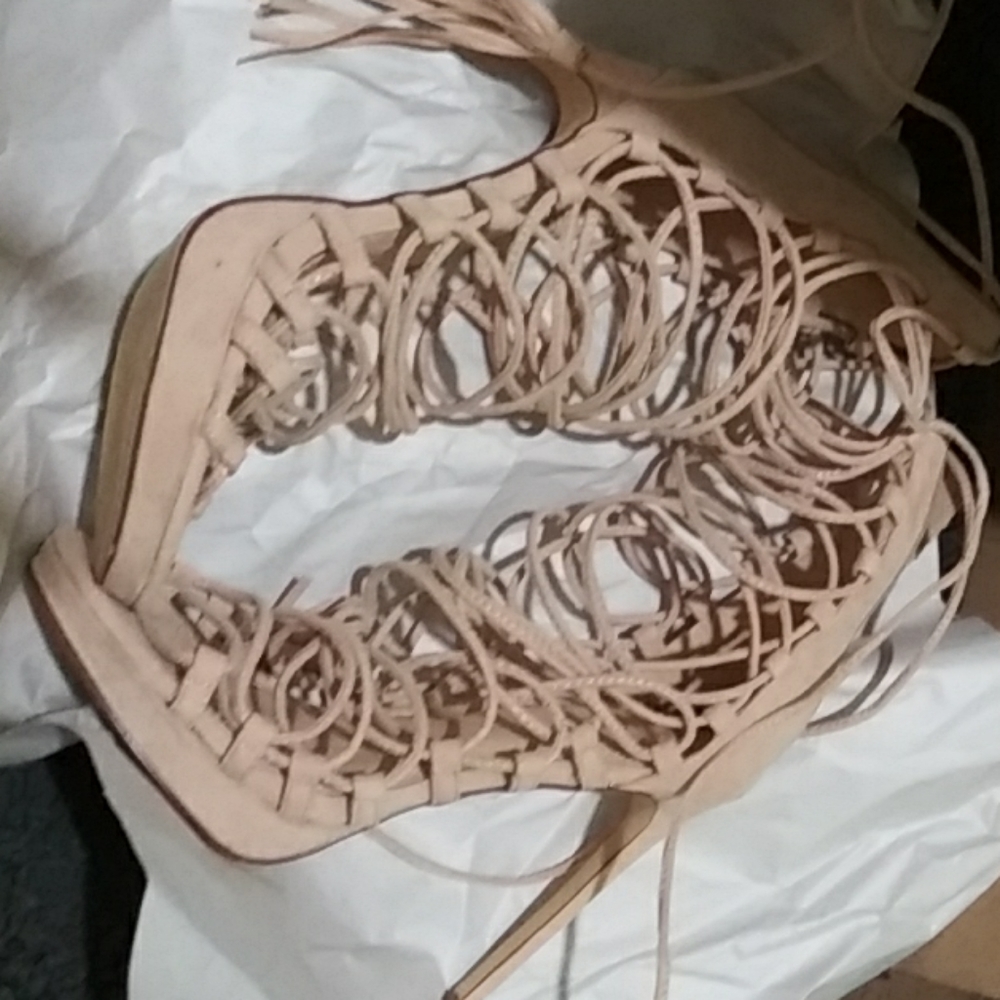 Shoes - Picture 2 of 4